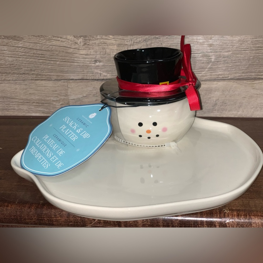 Super Cute Ceramic Snack and Dip Platter Snowman ⛄️- NEW